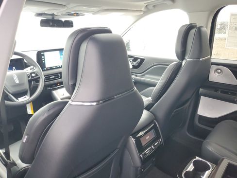 New 2026 Lincoln Aviator Reserve AWD/4WD image 23
