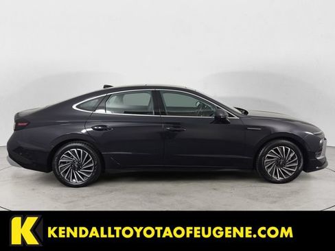 Used 2024 Hyundai Sonata Limited FWD image 4