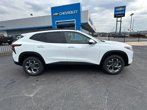 New 2026 Chevrolet Trax LT w/ Driver Confidence Package image 5