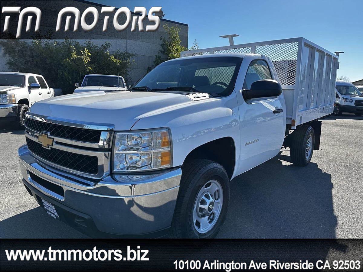Used 2012 Chevrolet Silverado 2500 W/T RWD image 2