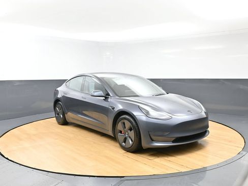 Used 2023 Tesla Model 3 Standard Range RWD image 45
