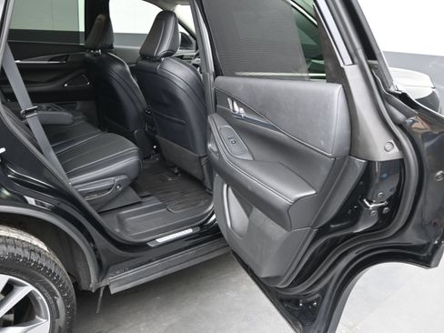 Used 2023 INFINITI QX60 Luxe w/ Performance Audio Package FWD image 10