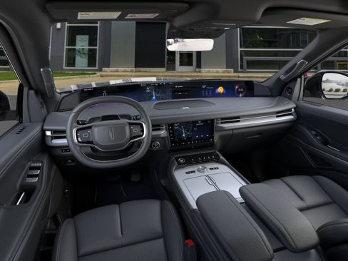 New 2026 Lincoln Navigator Reserve AWD/4WD image 9