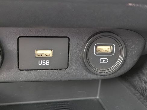 Used 2021 Hyundai Elantra SEL FWD image 19