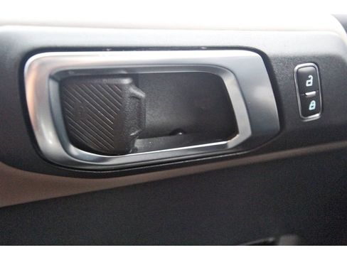 Used 2023 Ford Bronco Wildtrak AWD/4WD image 13