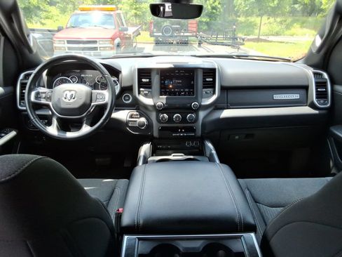 Used 2019 RAM 1500 Big Horn RWD image 22