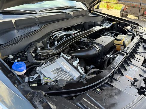 Used 2022 Ford Explorer ST w/ Equipment Group 401A AWD/4WD image 38