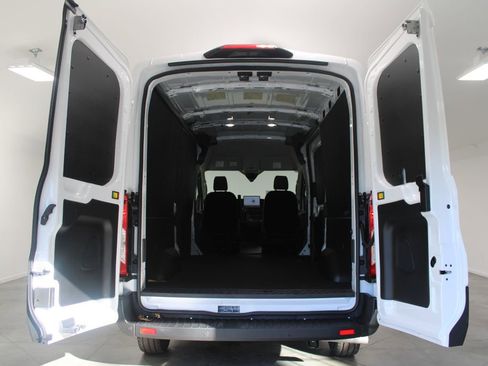 New 2026 Ford Transit 250 148 Medium Roof w/ Load Area Protection Package image 15