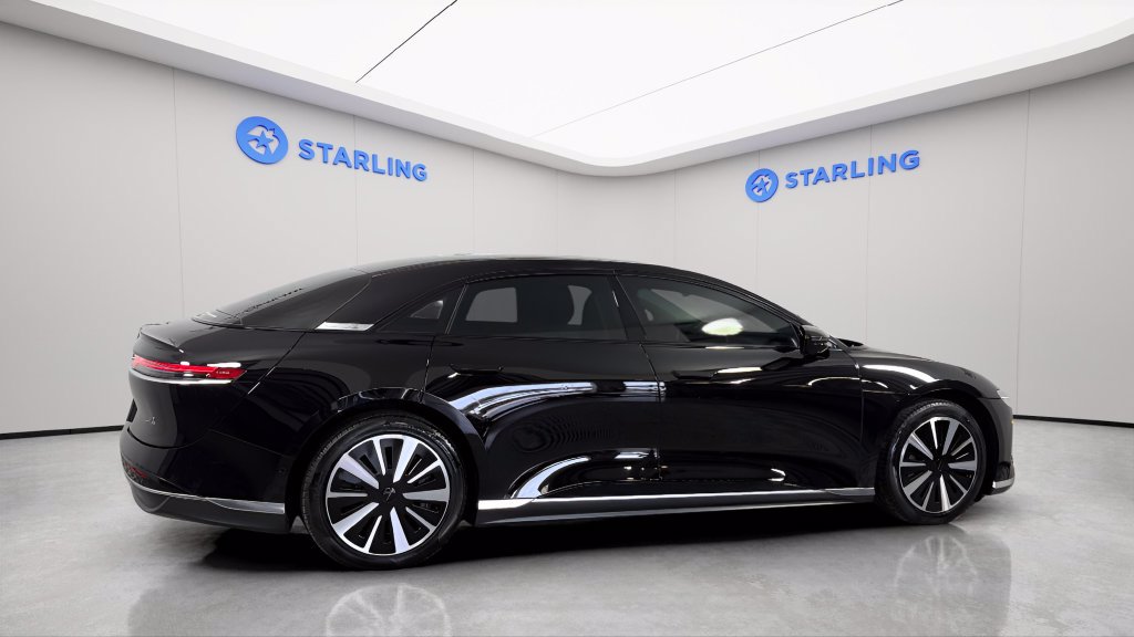 Used 2025 Lucid Air Pure RWD image 12