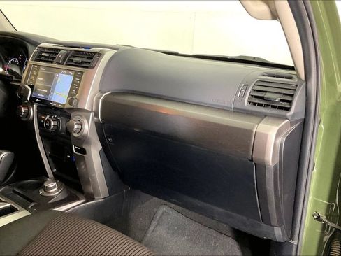 Used 2021 Toyota 4Runner Trail Special Edition AWD/4WD image 18
