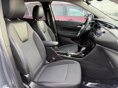 Used 2022 Buick Encore GX Select w/ Sport Touring Package image 15