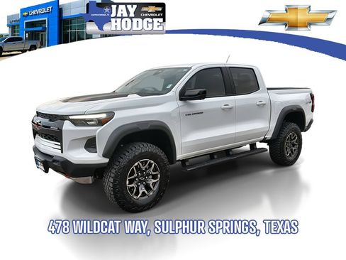 Used 2025 Chevrolet Colorado ZR2 w/ Technology Package AWD/4WD image 1