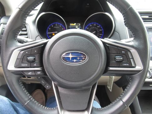 Used 2018 Subaru Legacy 2.5i Premium AWD/4WD image 25