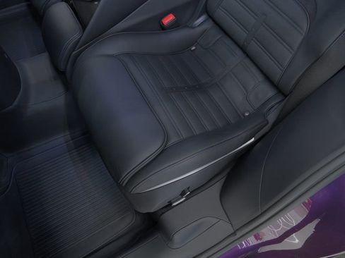 Used 2024 Ferrari Purosangue AWD/4WD image 35