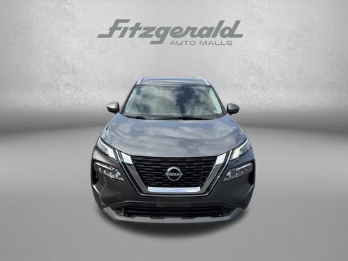 Used 2023 Nissan Rogue SV w/ SV Premium B Package AWD/4WD image 2