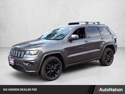 Used 2017 Jeep Grand Cherokee Altitude