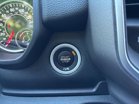 Used 2020 RAM 1500 Big Horn AWD/4WD image 16