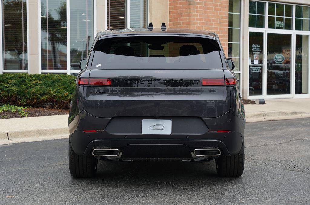 New 2026 Land Rover Range Rover Sport SE AWD/4WD image 5