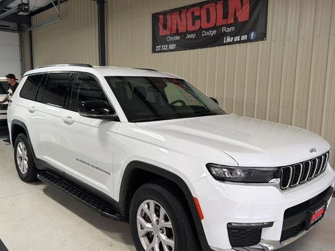 Used 2022 Jeep Grand Cherokee L Limited image 6