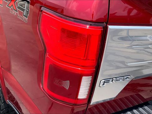 Used 2019 Ford F150 Platinum w/ Equipment Group 701A Luxury AWD/4WD image 29