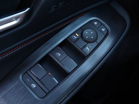 New 2026 Nissan Sentra SR w/ Floor Mat Package FWD image 18