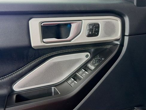 Used 2020 Ford Explorer ST w/ ST Street Pack image 21