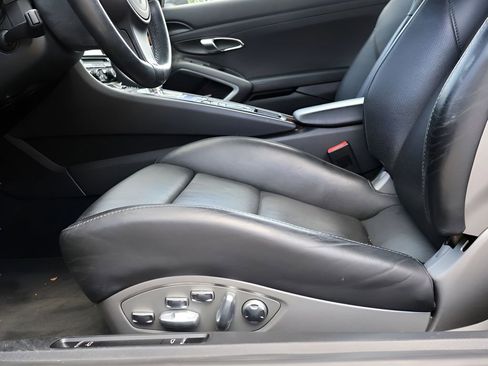 Used 2014 Porsche 911 Carrera S image 31