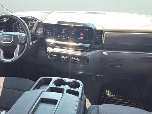 Used 2025 GMC Sierra 1500 Elevation AWD/4WD image 18