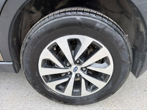 Certified 2024 Subaru Outback Premium AWD/4WD image 10