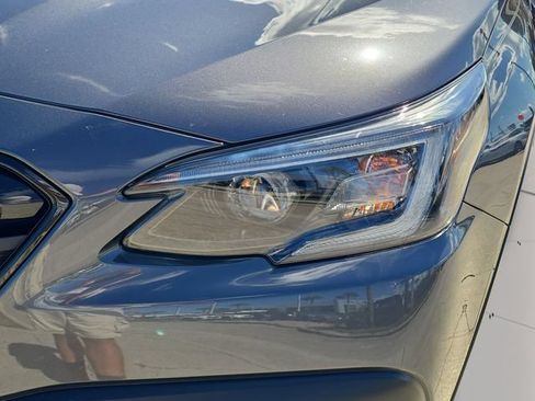 Used 2021 Subaru Outback Onyx Edition XT AWD/4WD image 6