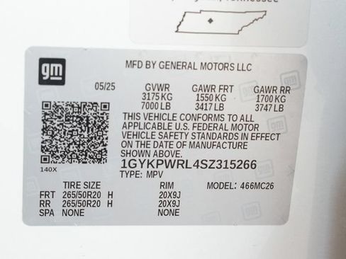 Used 2025 Cadillac Lyriq Sport w/ LPO, Floor Liner Package AWD/4WD image 34