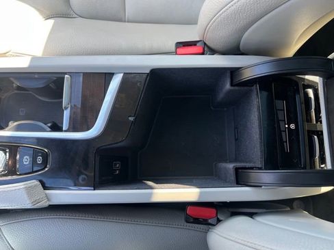 Used 2019 Volvo XC90 T6 Momentum w/ Advanced Package image 29