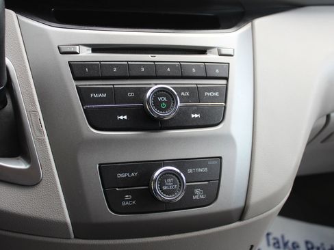 Used 2016 Honda Odyssey LX image 29