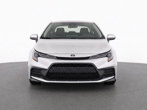 Used 2022 Toyota Corolla SE w/ SE Premium Package FWD image 5