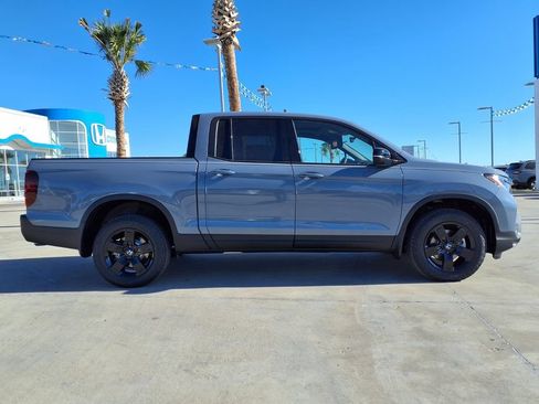 New 2026 Honda Ridgeline Black Edition image 8