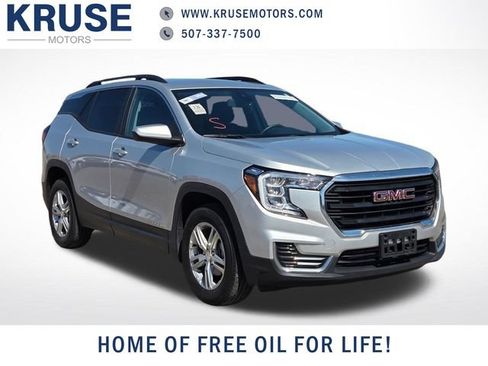 Used 2022 GMC Terrain SLE w/ Driver Convenience Package AWD/4WD image 1