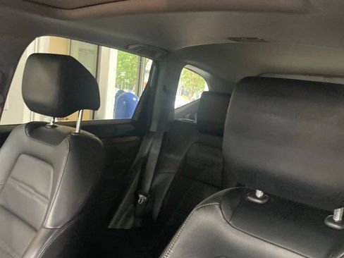 Used 2019 Honda CR-V EX-L image 6