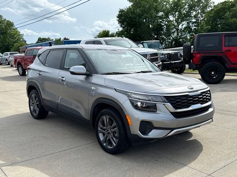 Used 2021 Kia Seltos LX AWD/4WD image 17