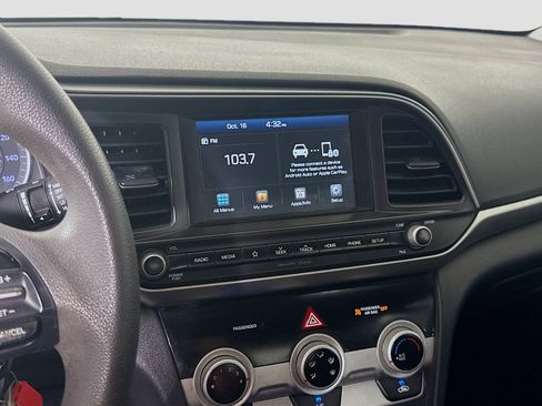 Used 2019 Hyundai Elantra SEL w/ Cargo Package image 18