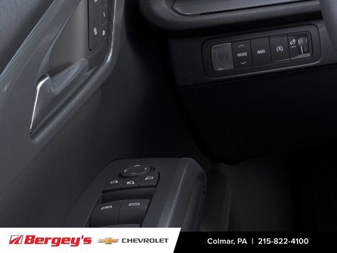 New 2026 Chevrolet Traverse High Country w/ LPO, Floor Liner Package AWD/4WD image 24