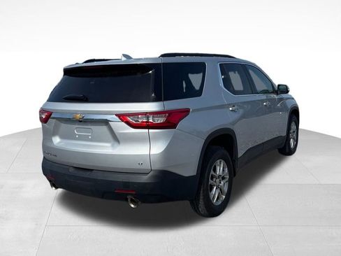 Used 2021 Chevrolet Traverse LT image 7