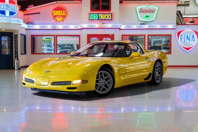 Used 2003 Chevrolet Corvette Z06 w/ Memory Package, 3 Drivers RWD image 2