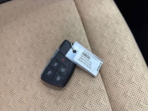 New 2026 Chevrolet Equinox ACTIV w/ Convenience Package III AWD/4WD image 31