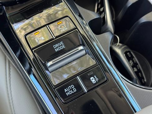 Used 2022 Hyundai Sonata Limited FWD image 23