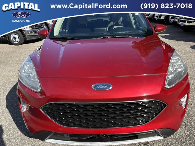 Certified 2020 Ford Escape Titanium FWD image 10