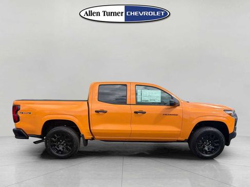 New 2026 Chevrolet Colorado W/T w/ WT Custom Package AWD/4WD image 3