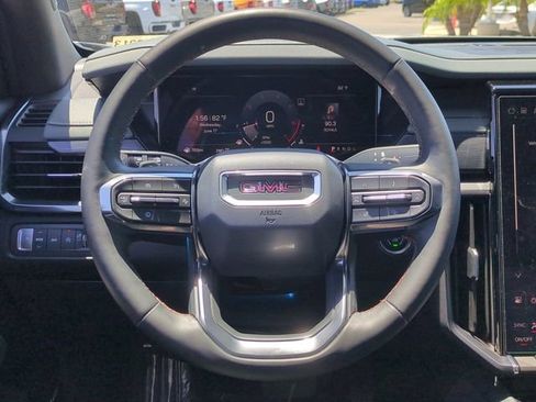 Used 2025 GMC Acadia AT4 AWD/4WD image 22
