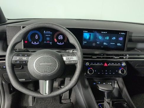 Used 2026 Hyundai Santa Cruz SEL image 13