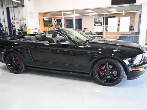Used 2008 Ford Mustang GT Premium RWD image 5
