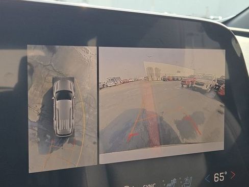 New 2026 Chevrolet Traverse RS w/ LPO, Floor Liner Package AWD/4WD image 5